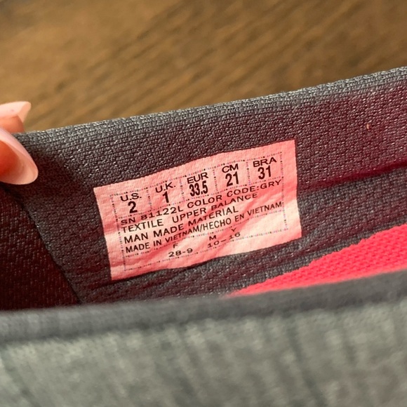 New Skechers Go Walk 4 Gray & Pink Girls Size 2 - Picture 12 of 13